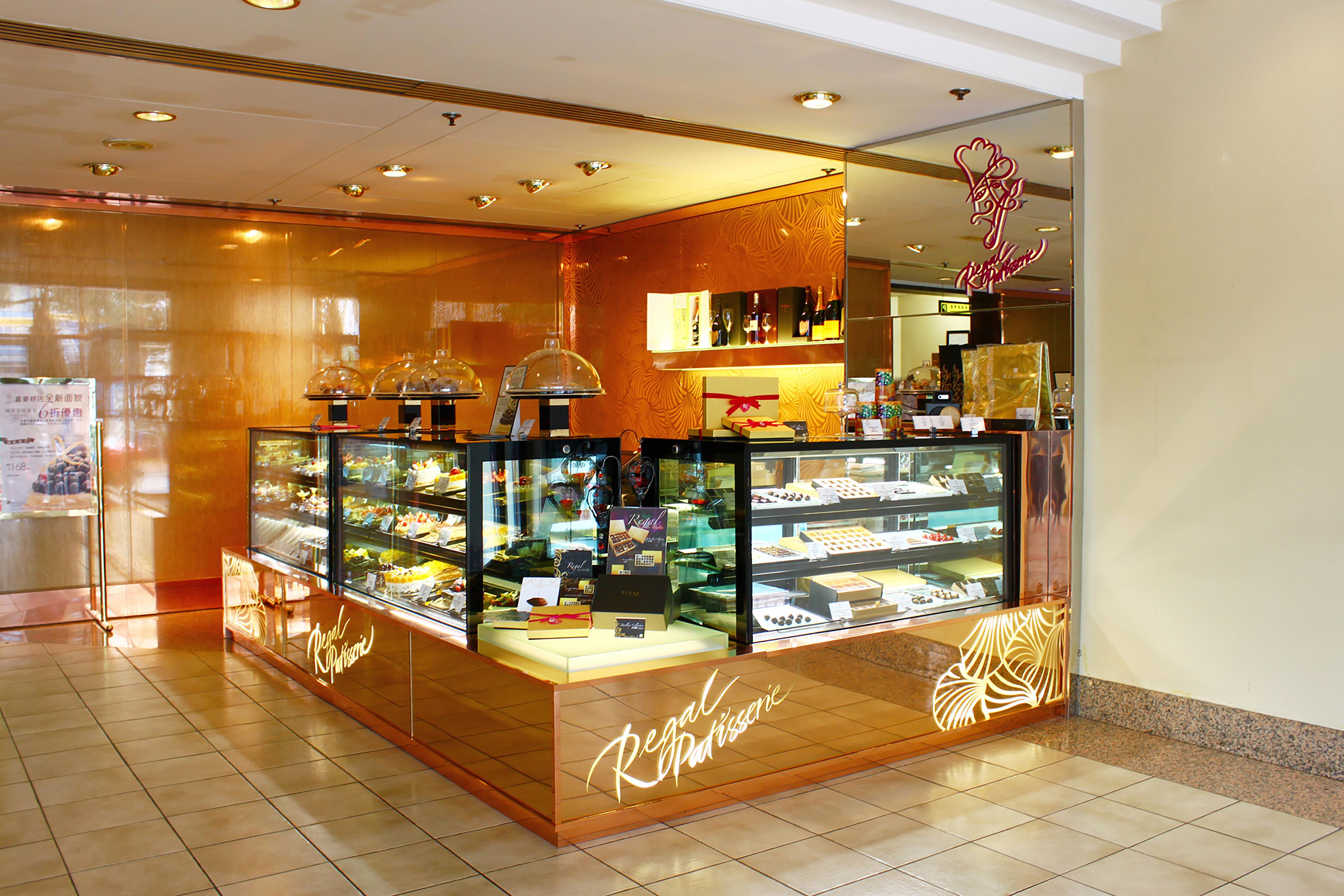 Regal Riverside 4*