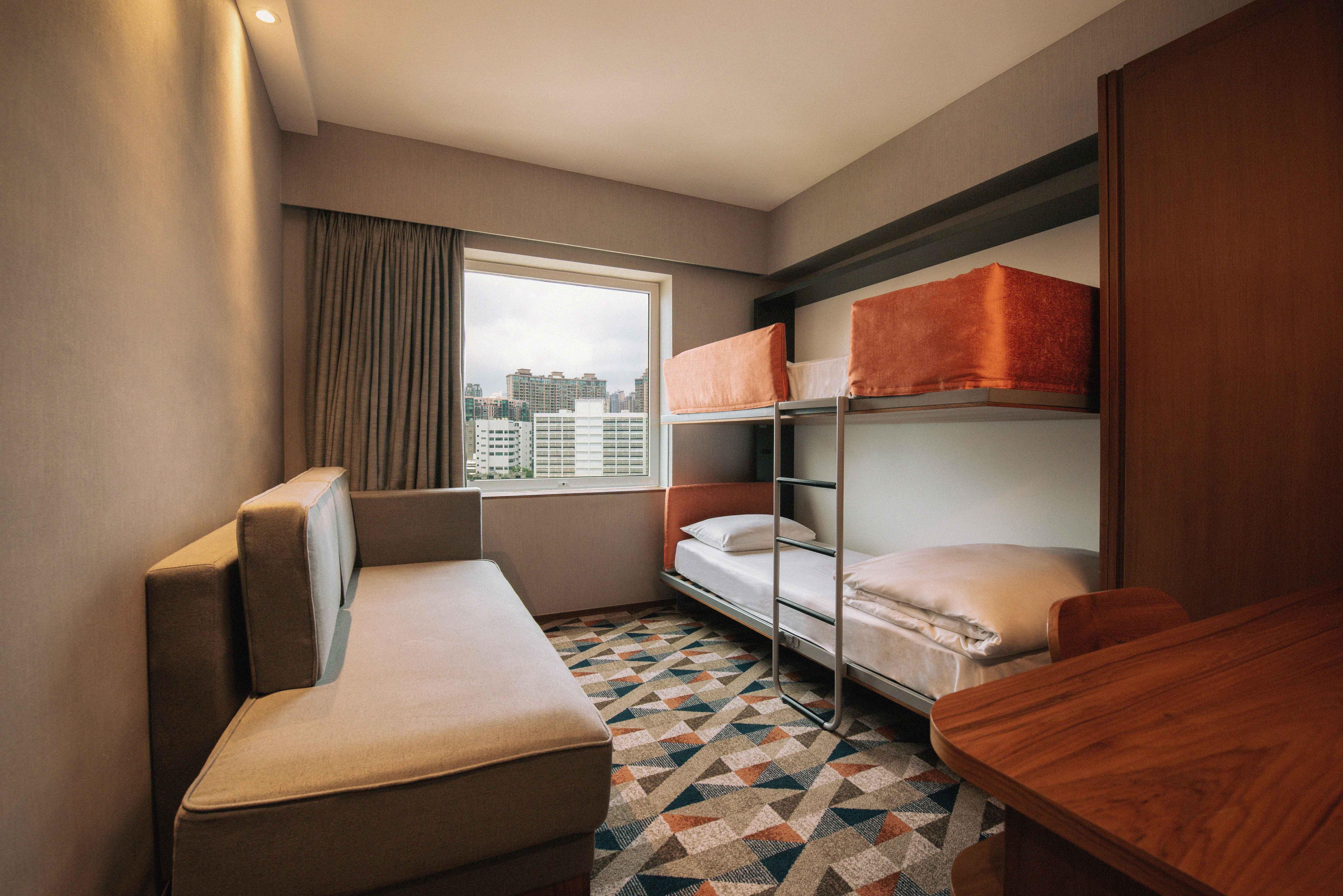 Eaton Hk Hotel 4*