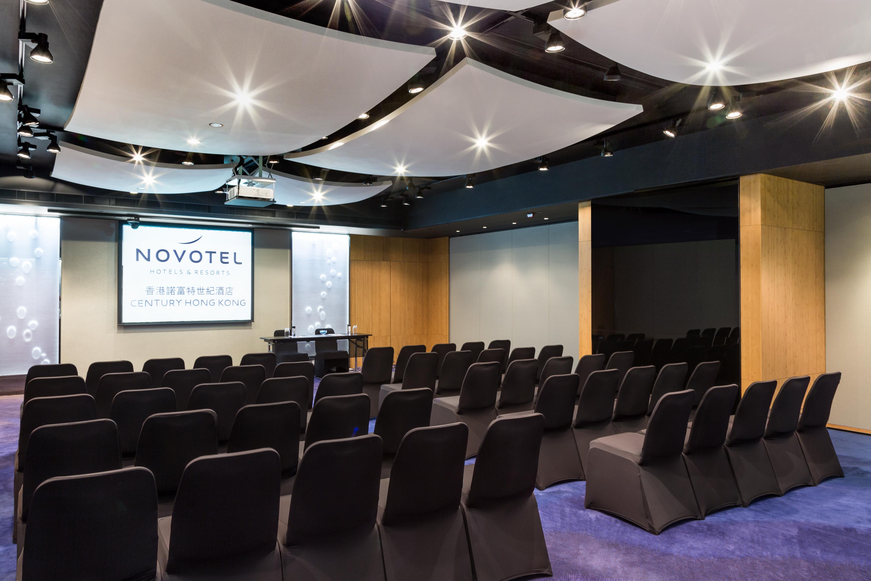 Novotel Century Hotel