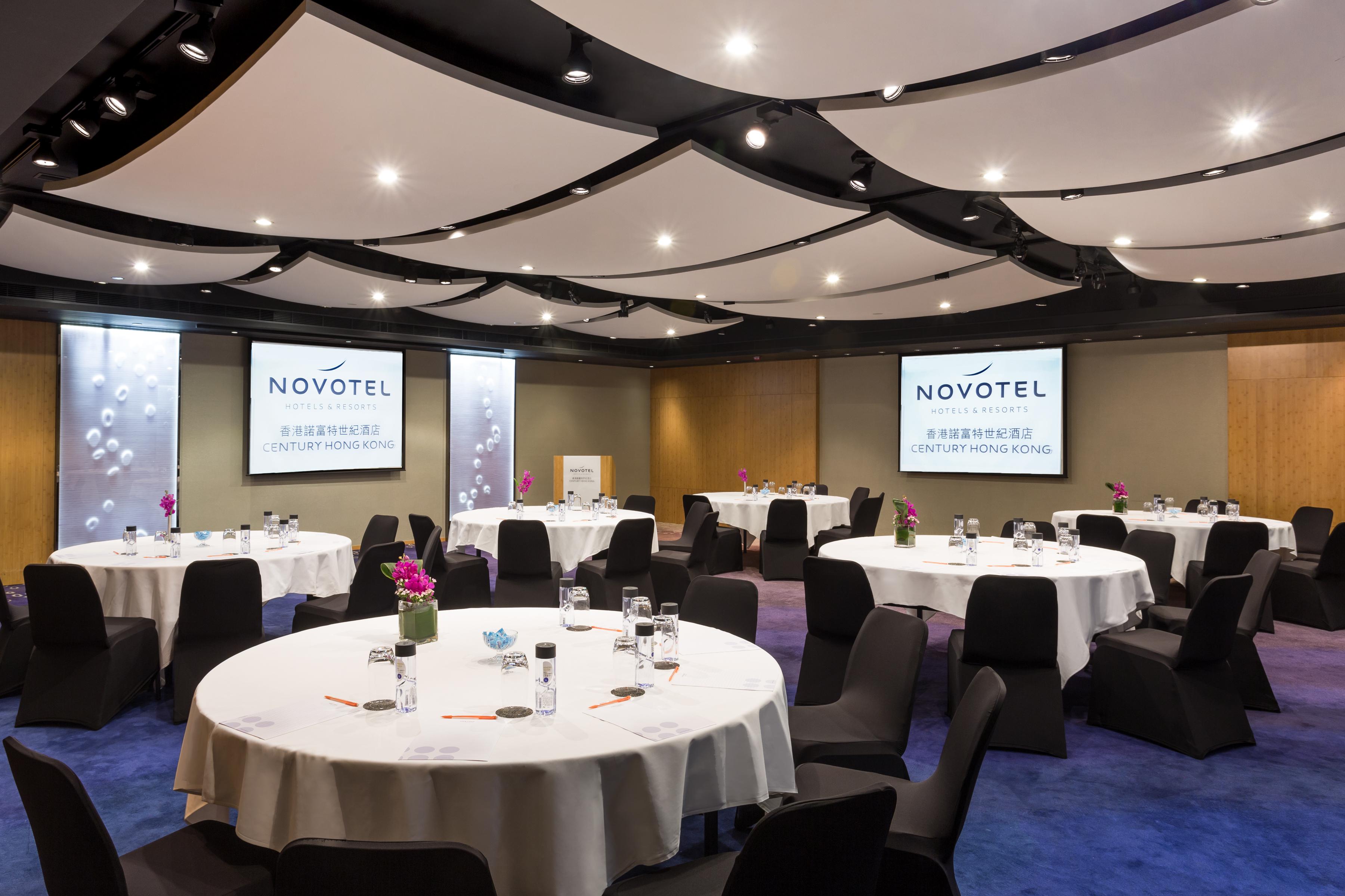Hotel Novotel Century