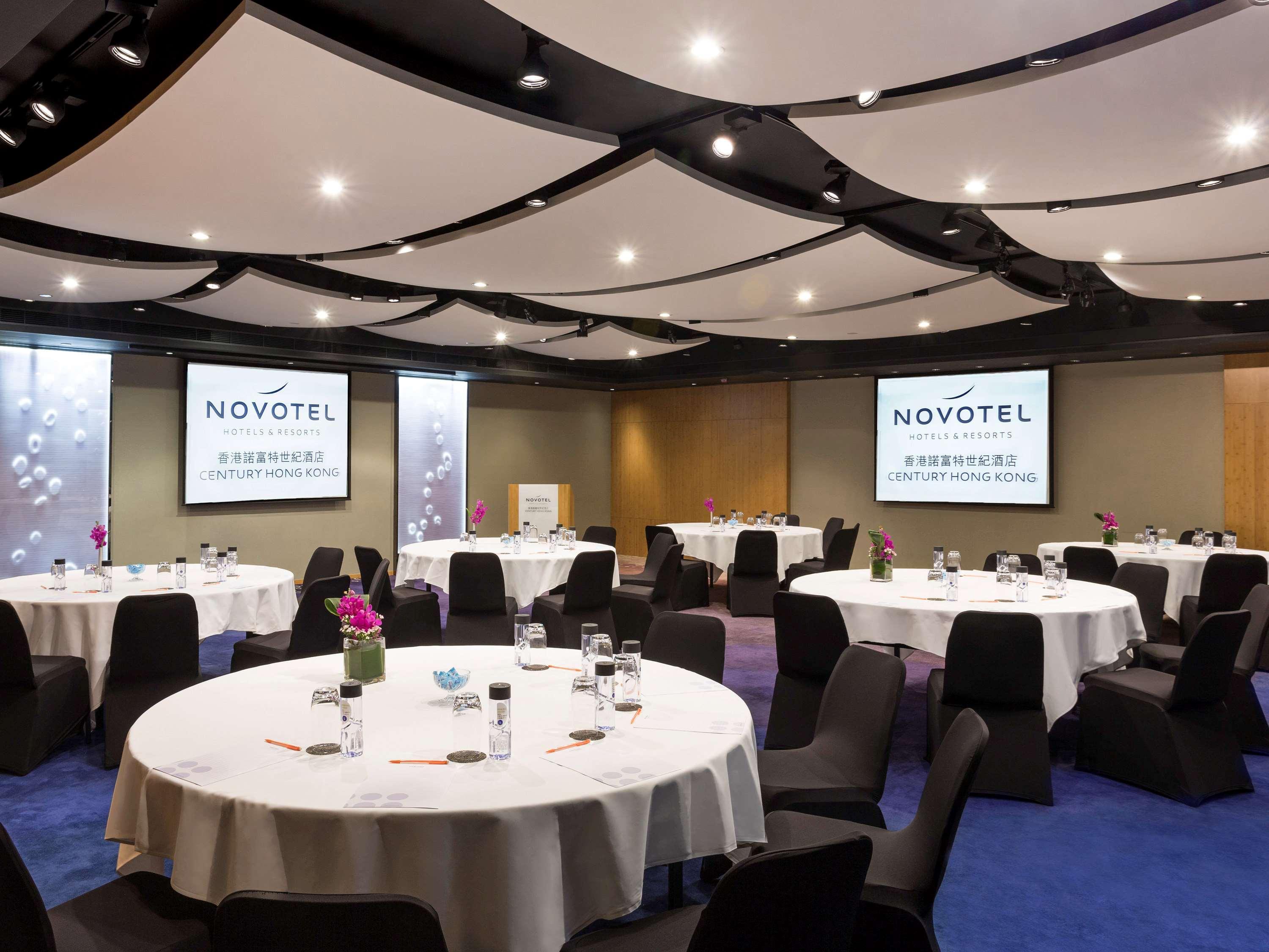 Hotel Novotel Century