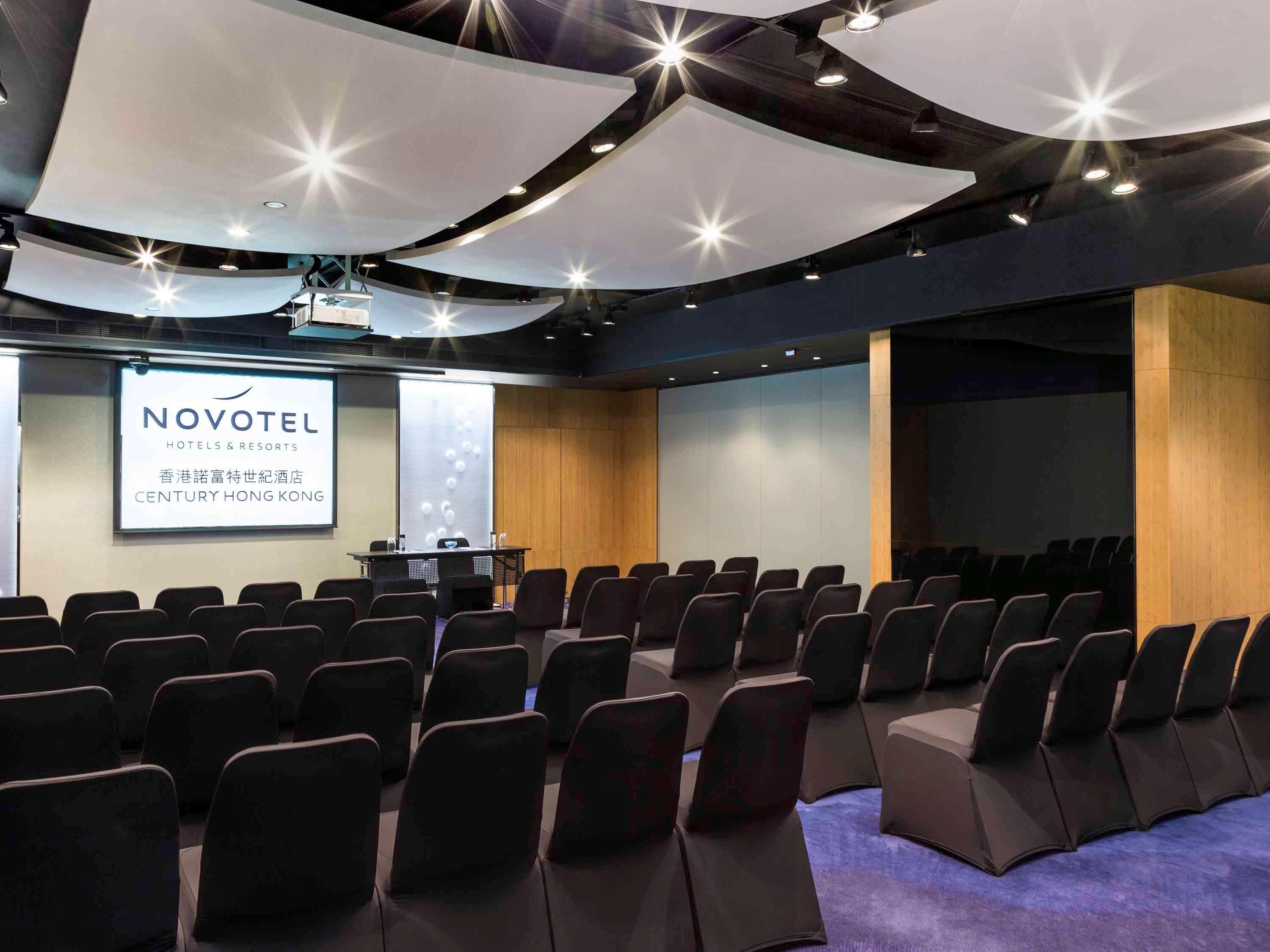 Novotel Century Hotel