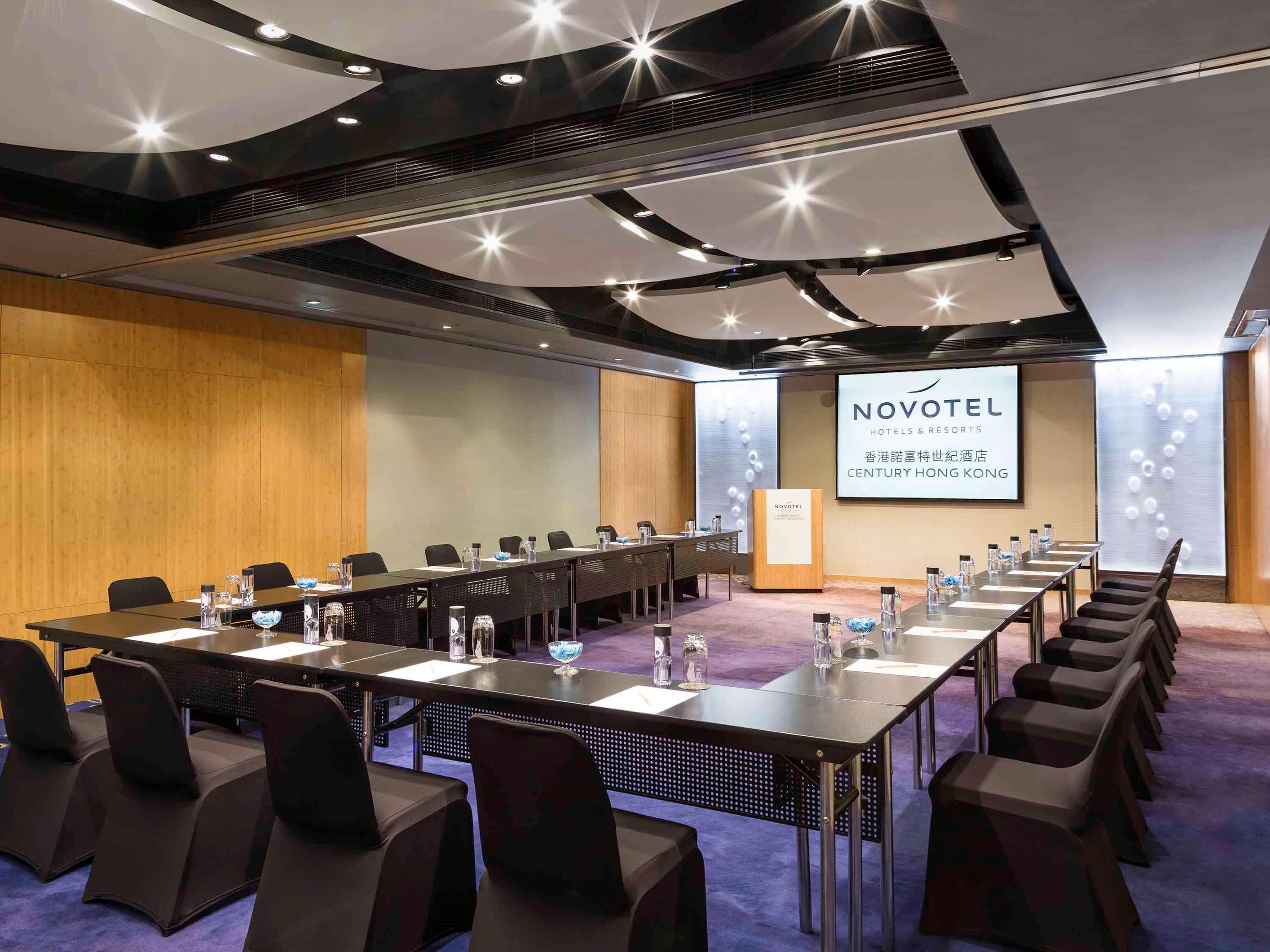 Hotel Novotel Century