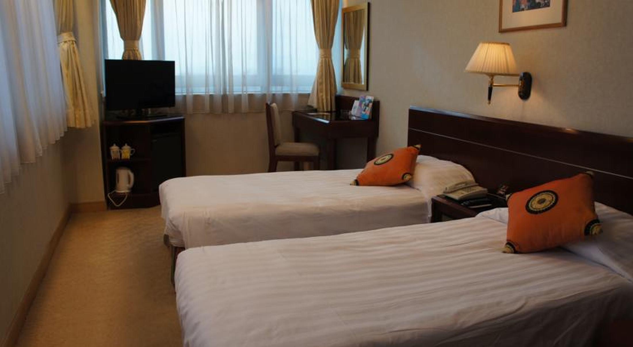 West Hotel 3*