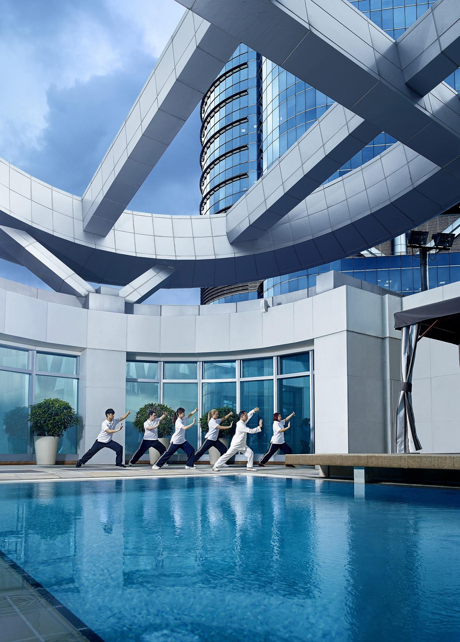 Cordis, Khách sạn 5*