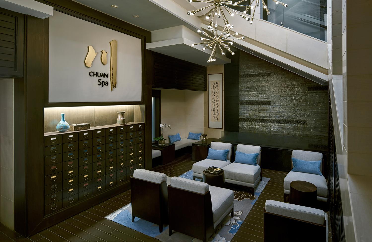 Cordis, Khách sạn 5*