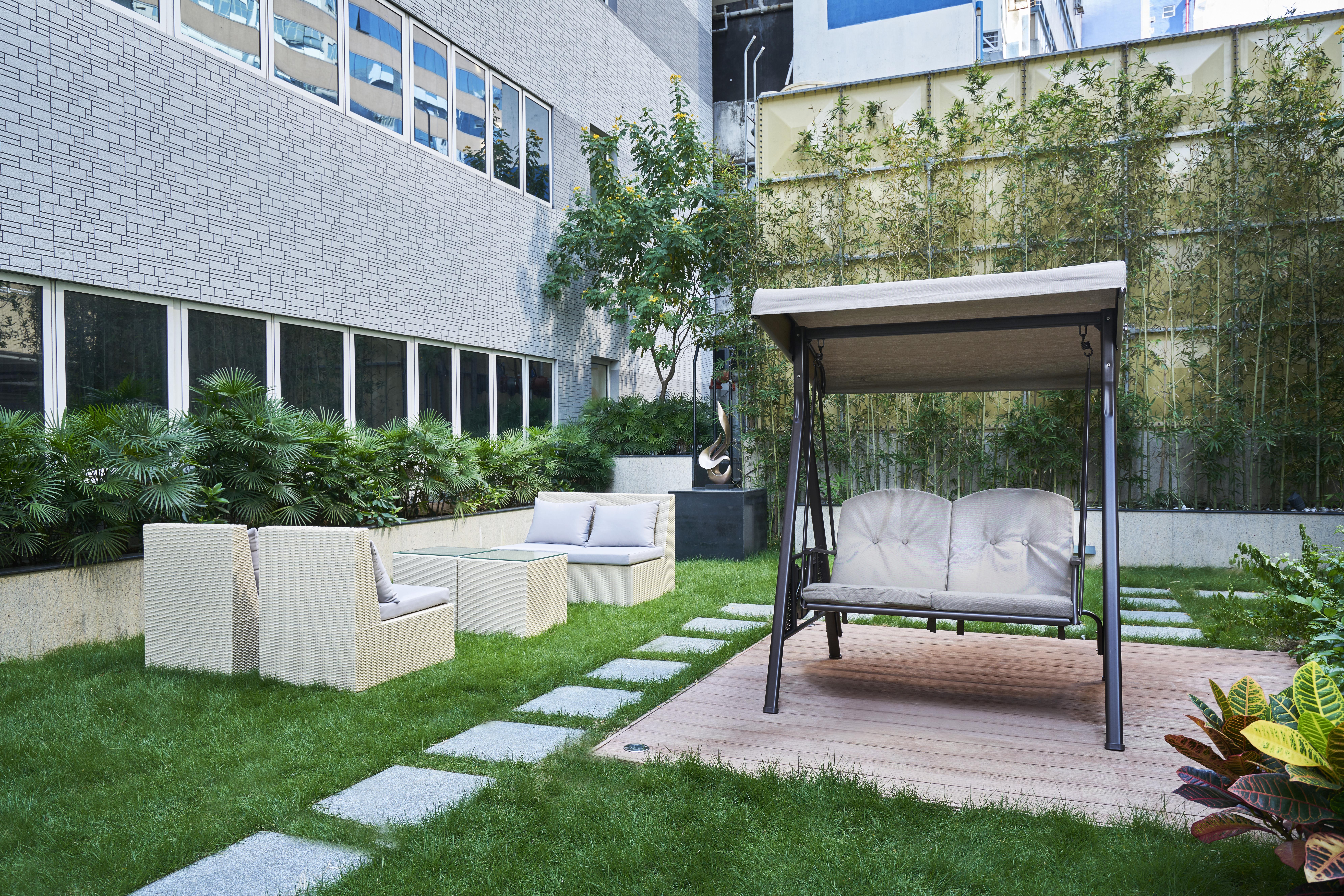 Ease Tsuen Wan Hotel 4*