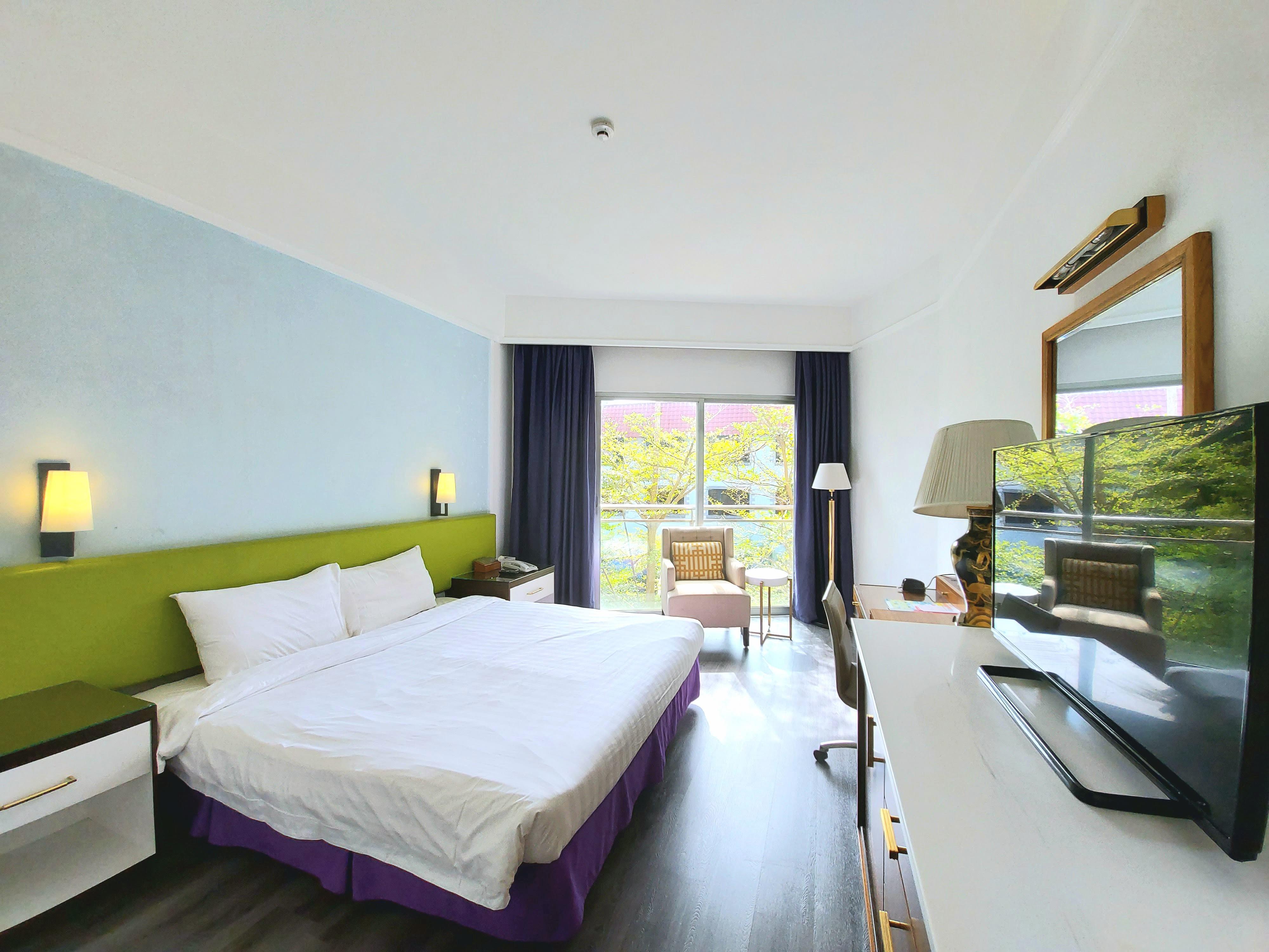 Silvermine Beach 4*