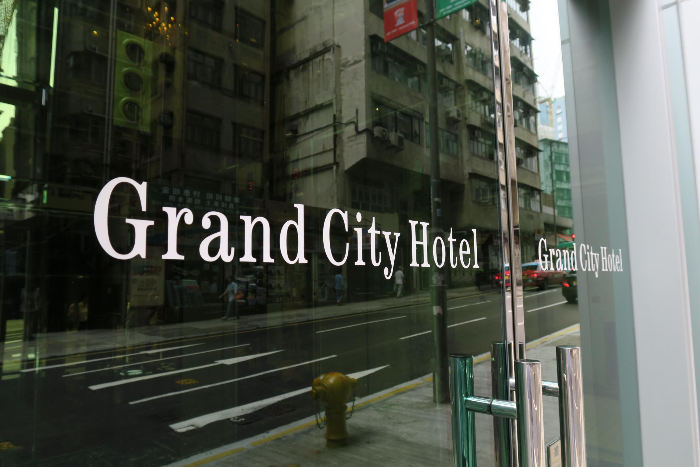 Grand 4*