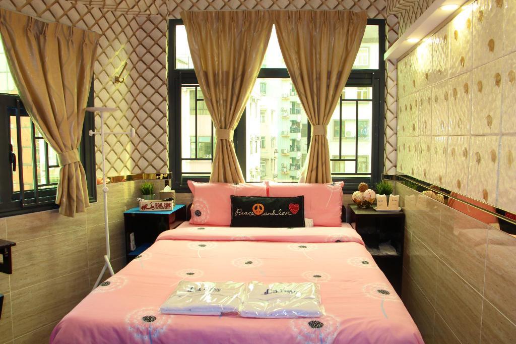 Guest house Toronto Holidays *
