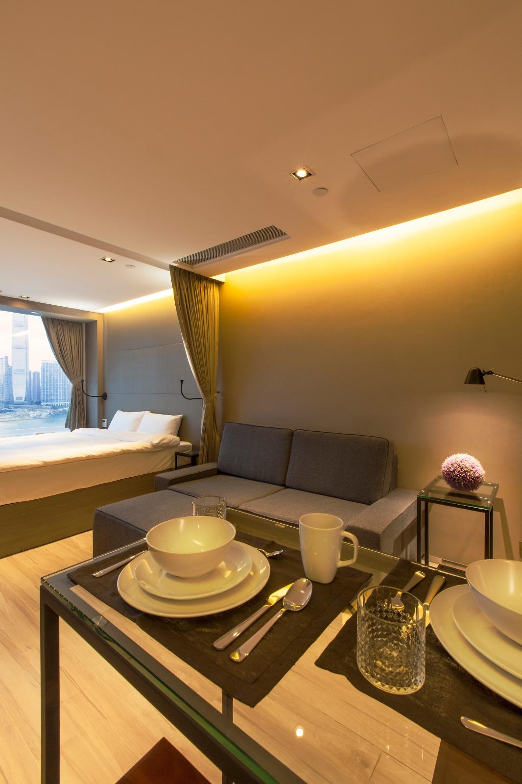 Cm+ And Serviced Aparthotel 4*