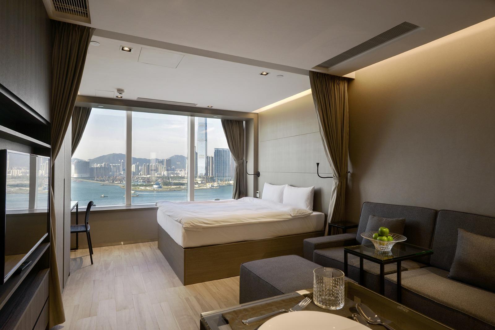 Cm+ And Serviced 4* Hong Kong