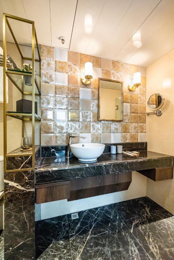 Lander Grand Hotel 4*