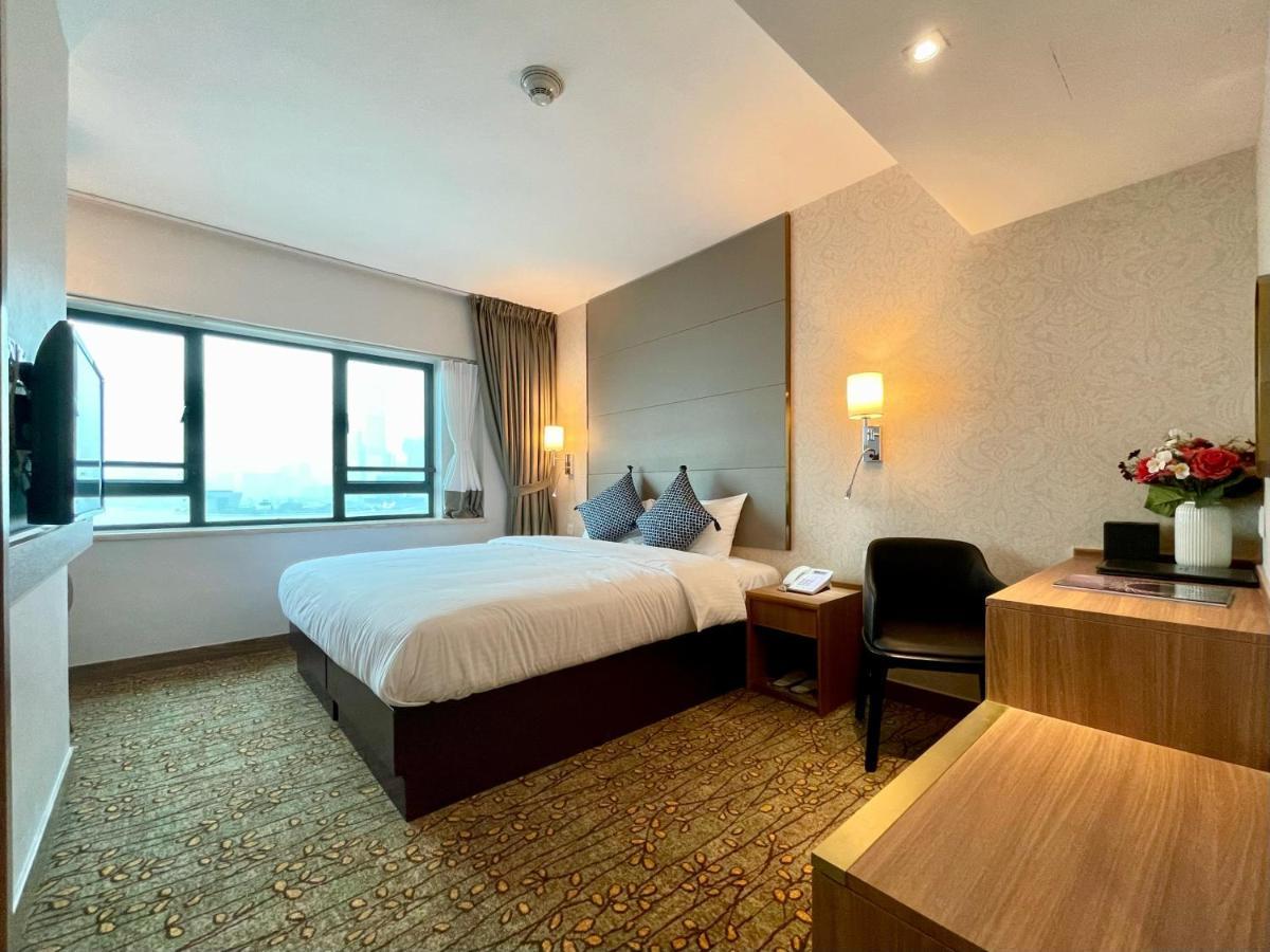 Lander Grand Hotel 4*