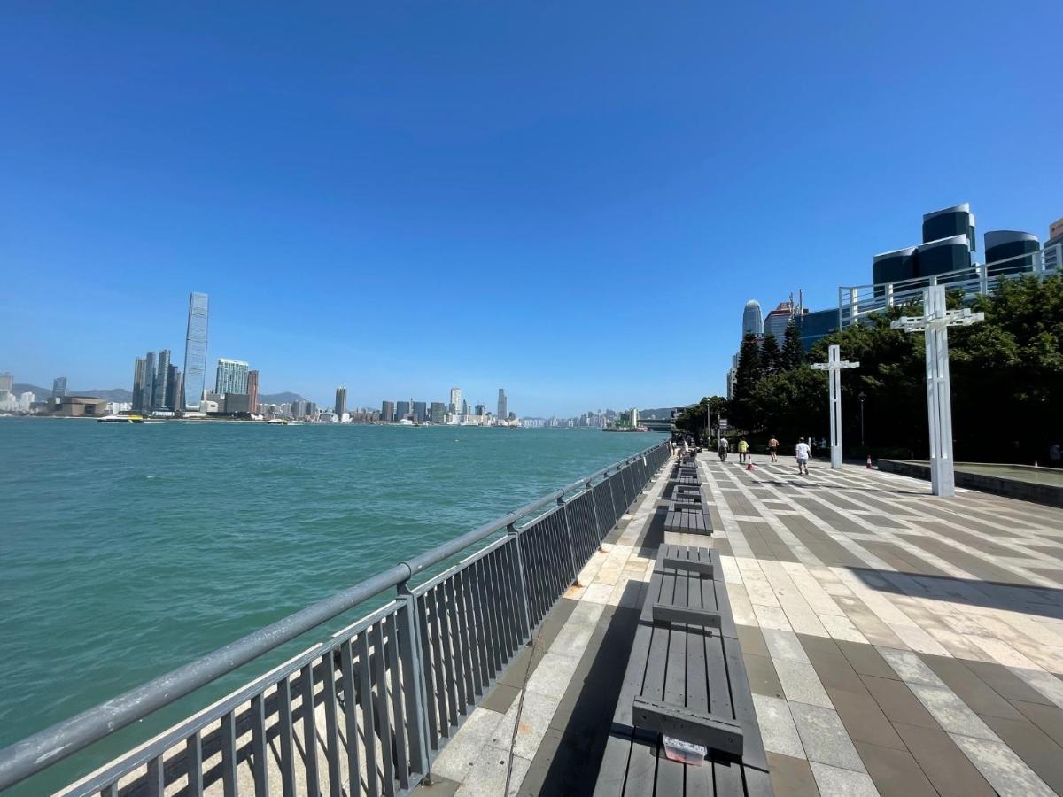 Ramada Harbour View Khách sạn 4*