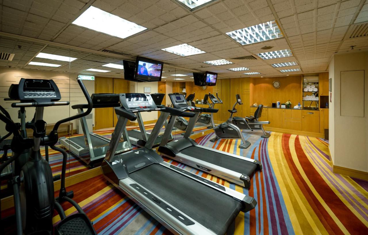 Hotel Gloucester Luk Kwok 4*