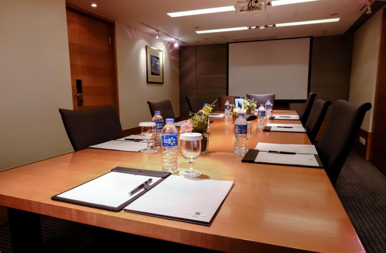 Gloucester Luk Kwok Hotel 4*