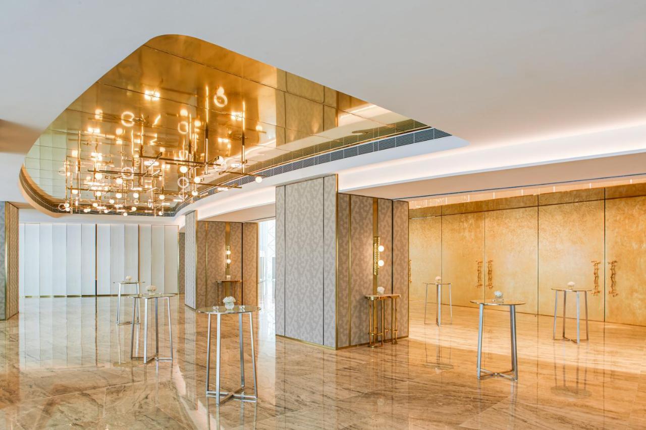 Nina Tsuen Wan West Hotel 5*
