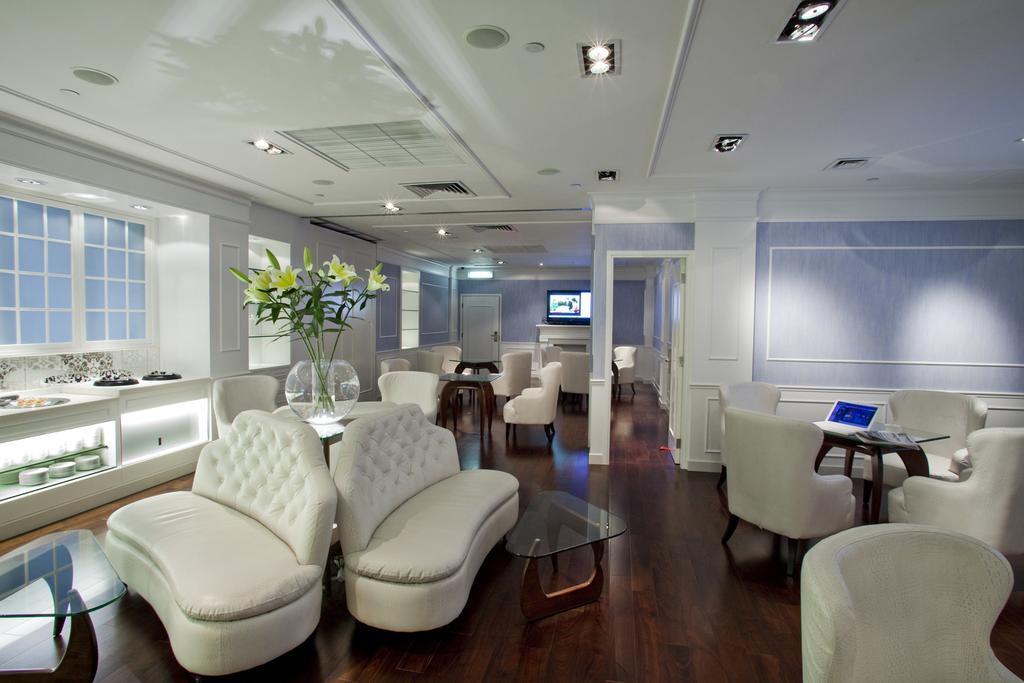 Hotel Empire - Wan Chai 4*