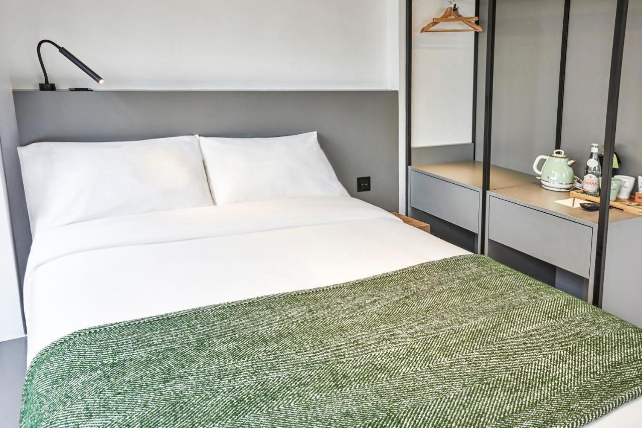 Urbanwood Ap Lei Chau 4*