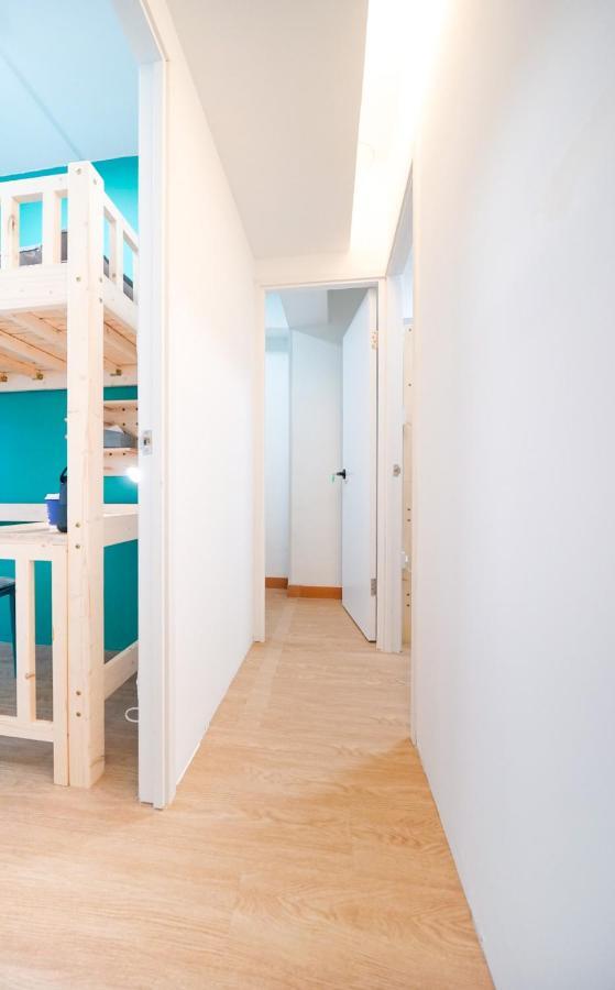 Homestay Coliving - Lockhart Road 388 *