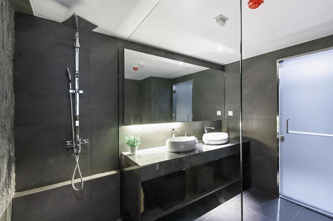 Les Barons Apartment