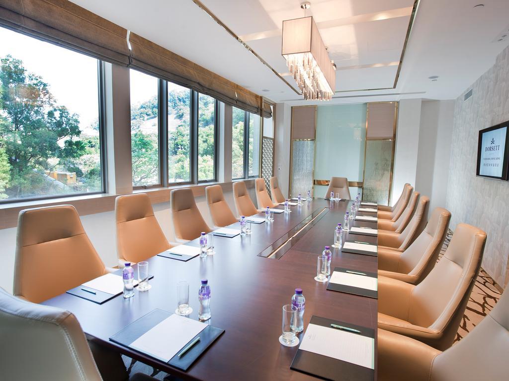 Dorsett Tsuen Wan, 4*