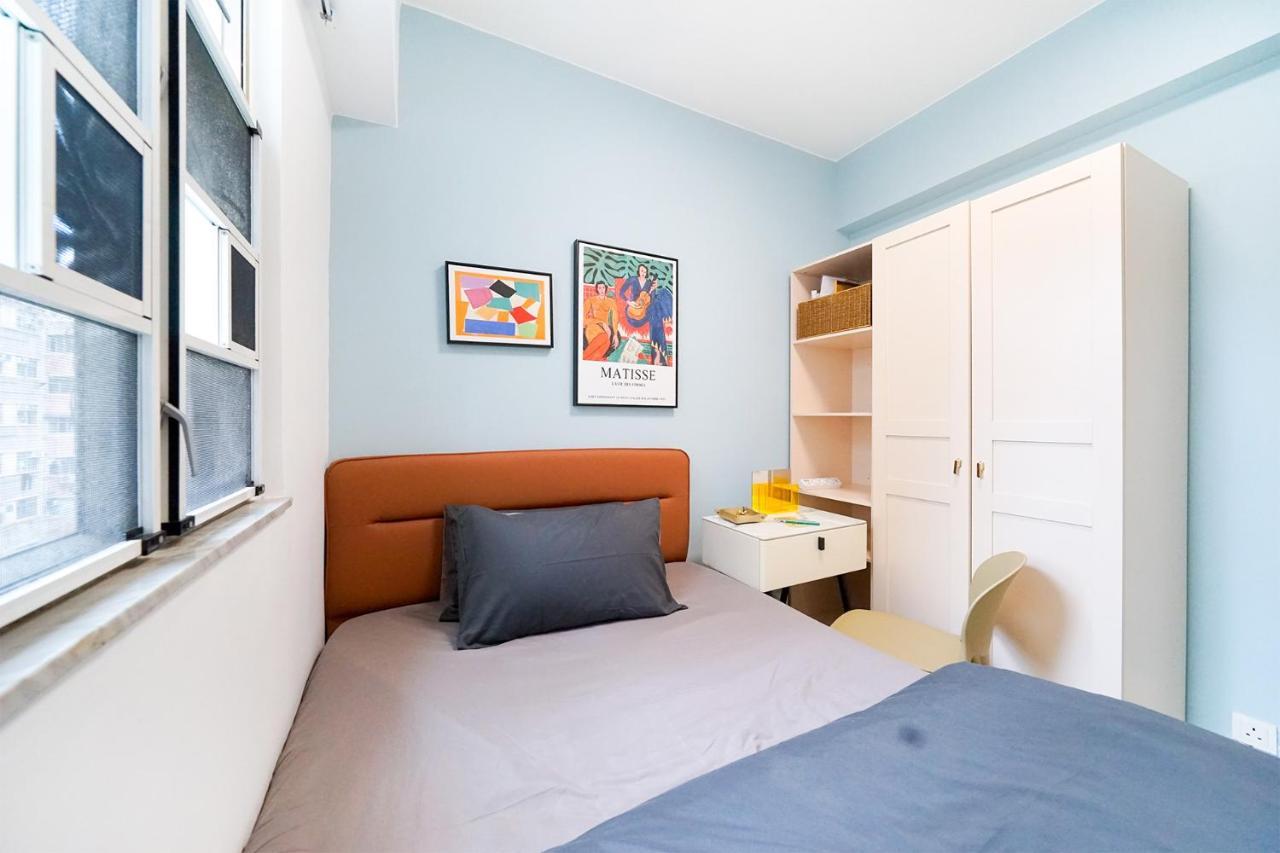 Homestay Student - Lockhart Road 137 *