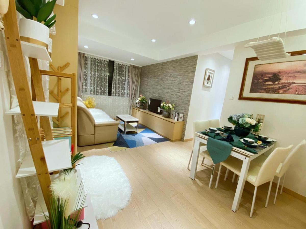 Happy Valley Luxe: Central 3-bedroom Apartment