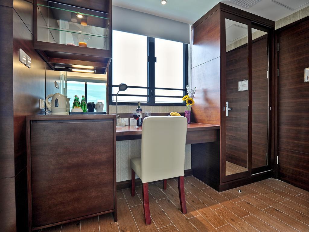 The Bauhinia - Tsim Sha Tsui Hongkong