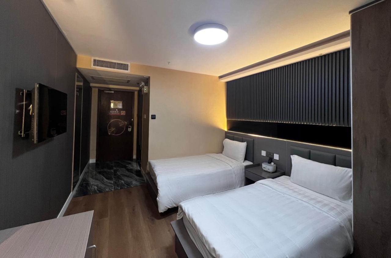 Hotel Hennessy