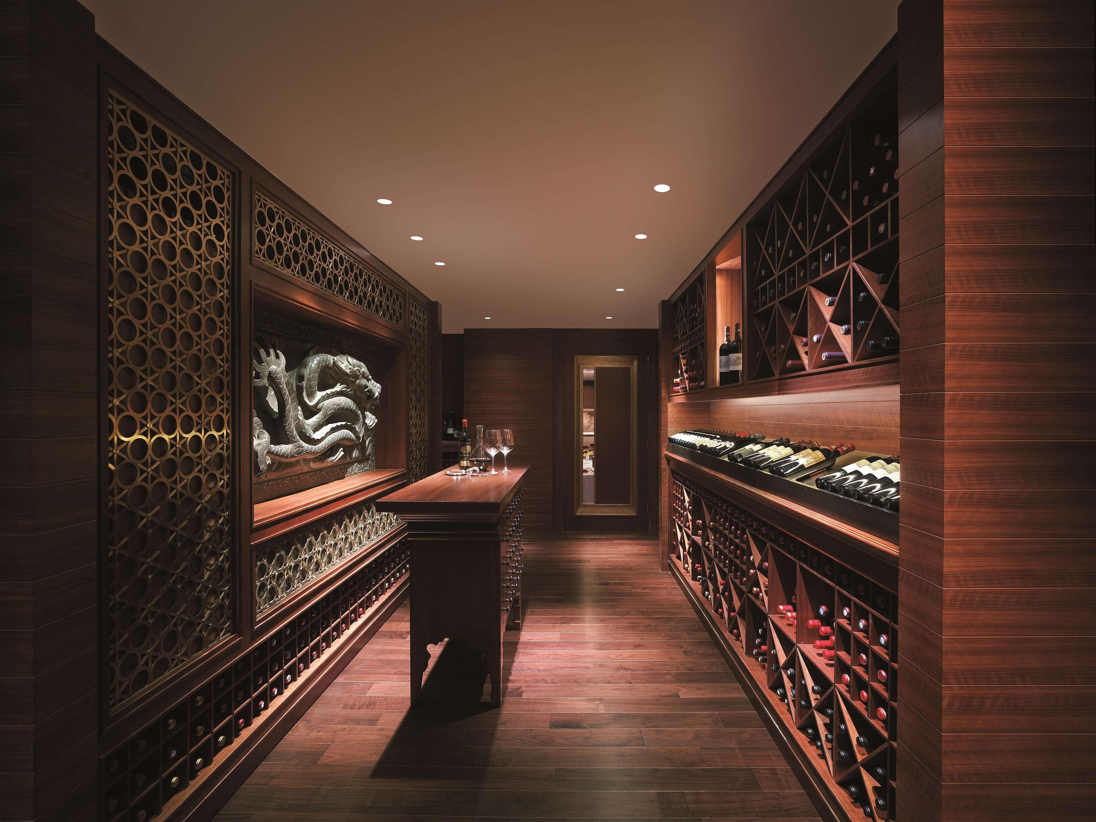Kowloon Shangri-la,