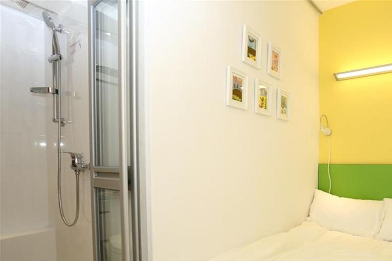 Super Guest house *