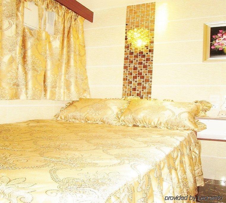 New Chung King Mansion - Tower C Guest house Hong Kong