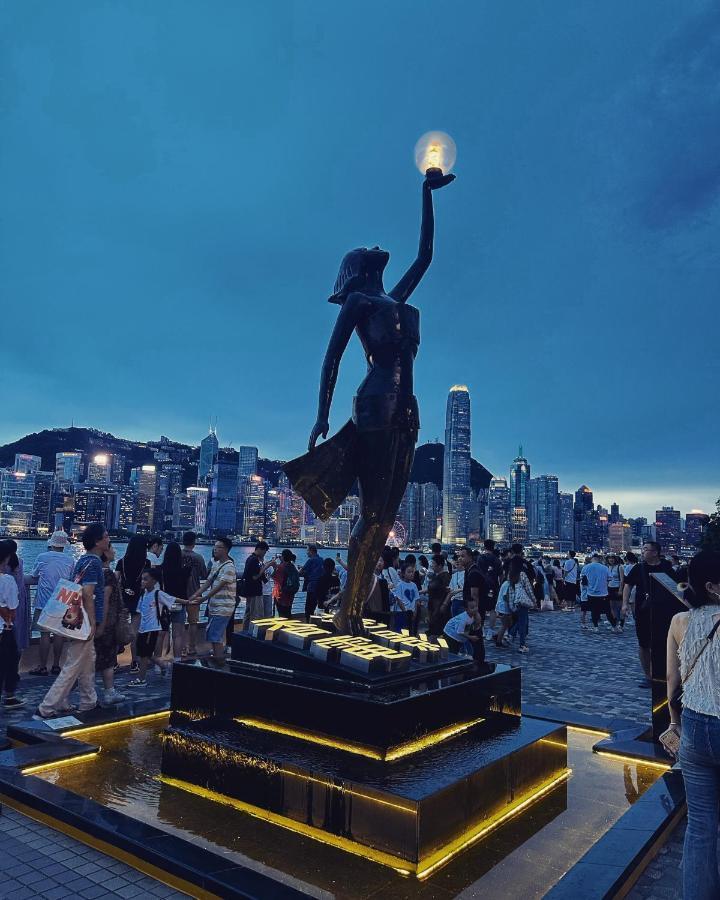 Kathmandu * Hong Kong