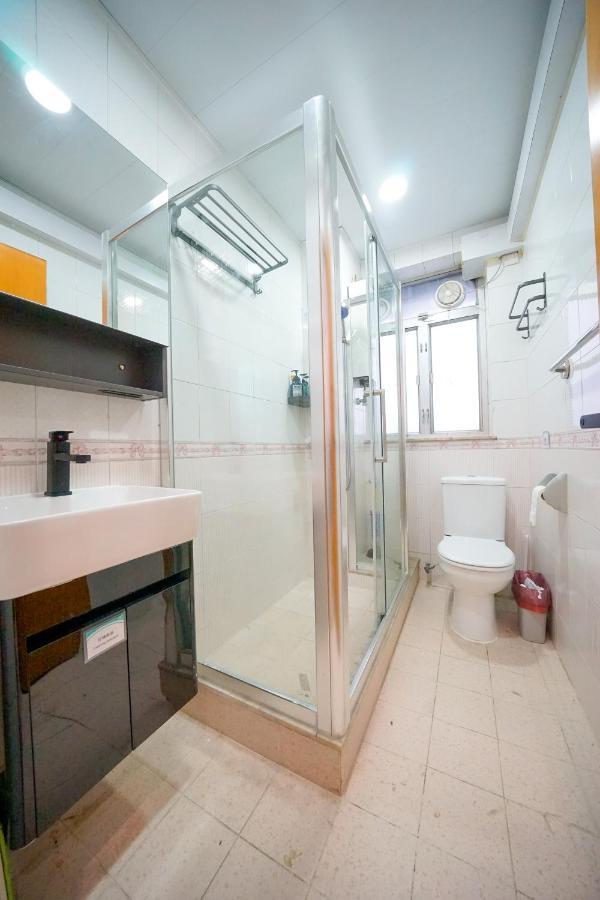 Student - 276 Gloucester Road Hostel Hong Kong