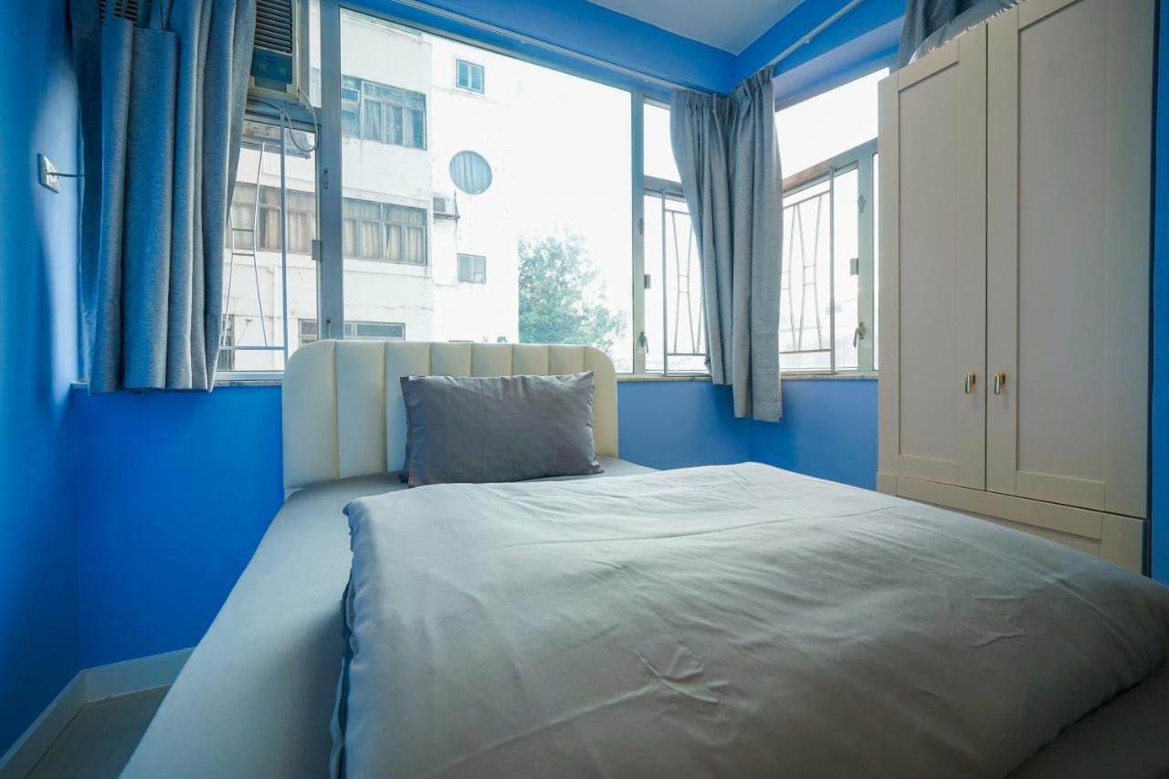 Student - 276 Gloucester Road