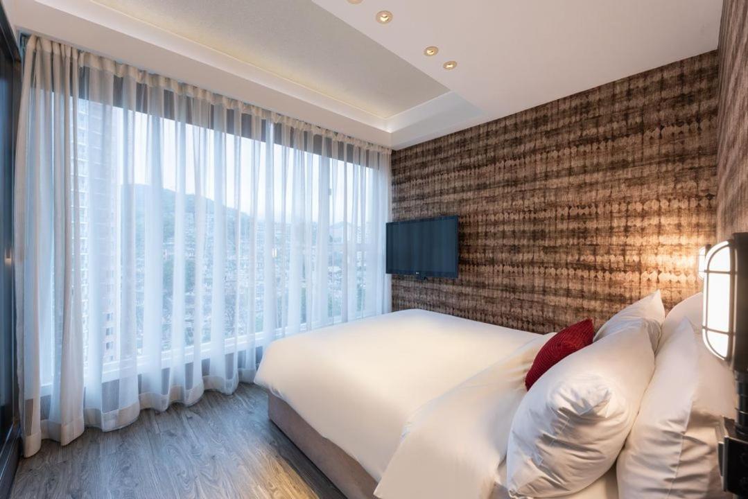 The Aberdeen Harbour By Ovolo Hotel