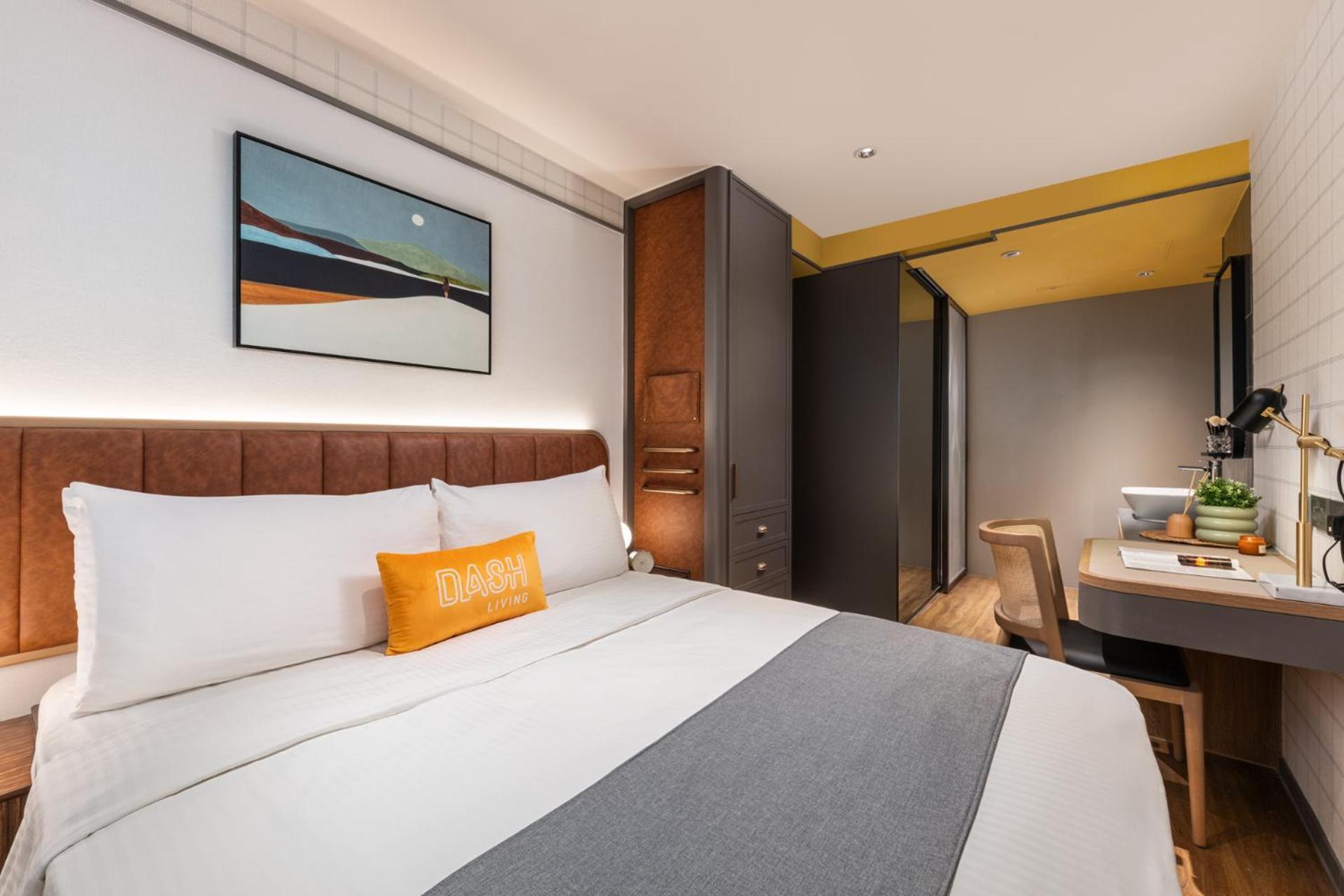 Dash Living On Hollywood Hotel 3*