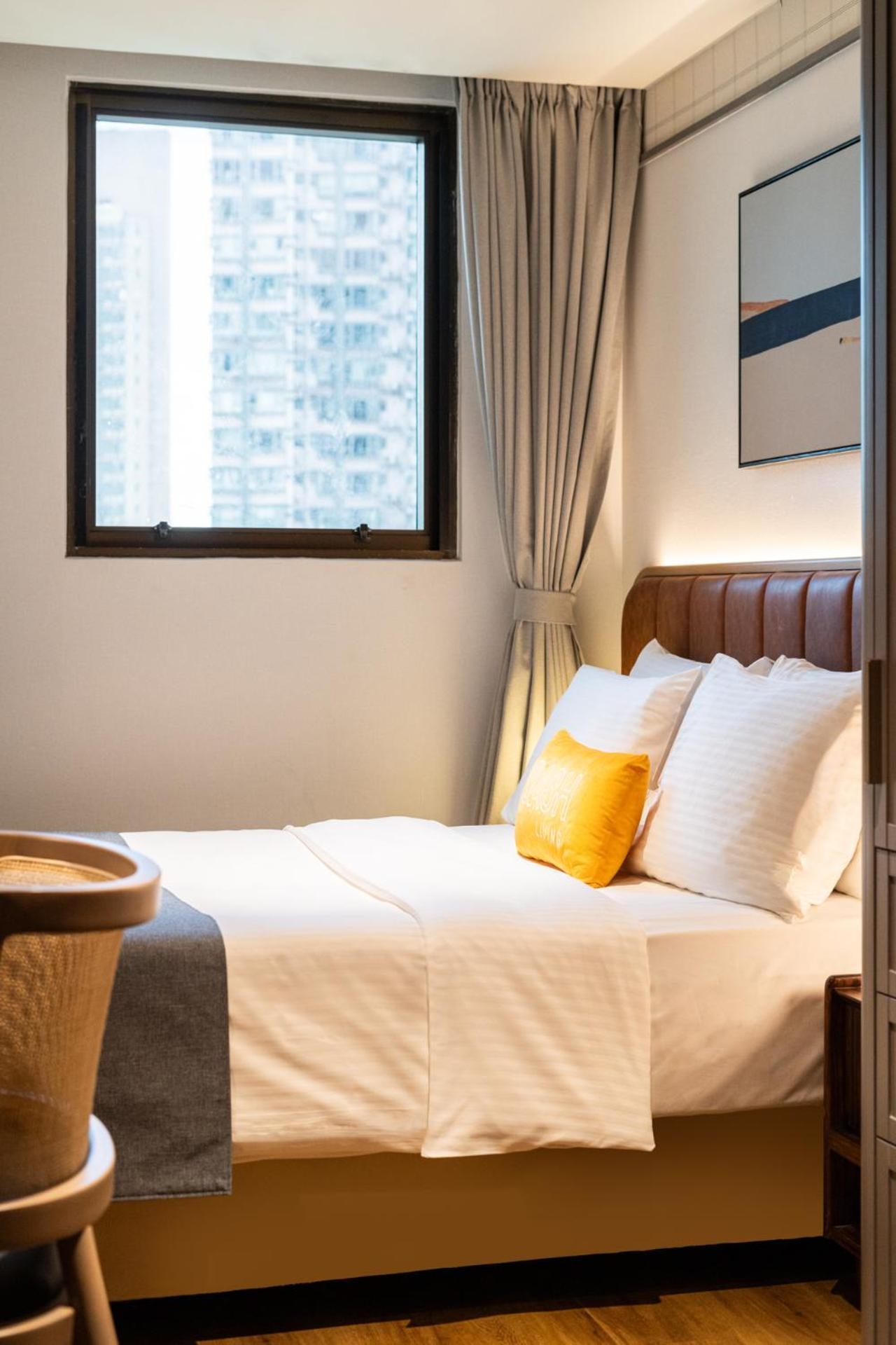 Dash Living On Hollywood Hotel