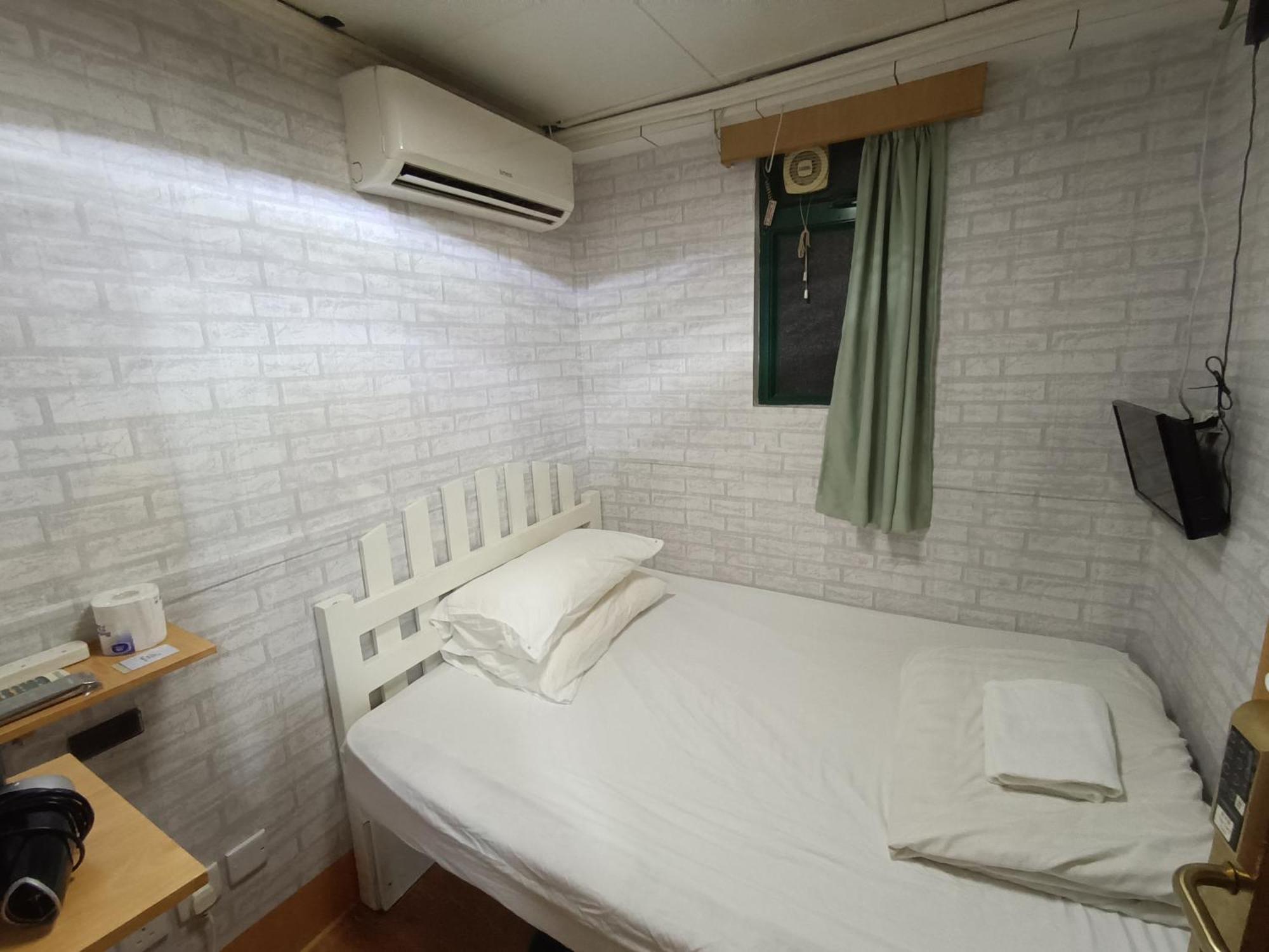 Cozy Jordan Station
