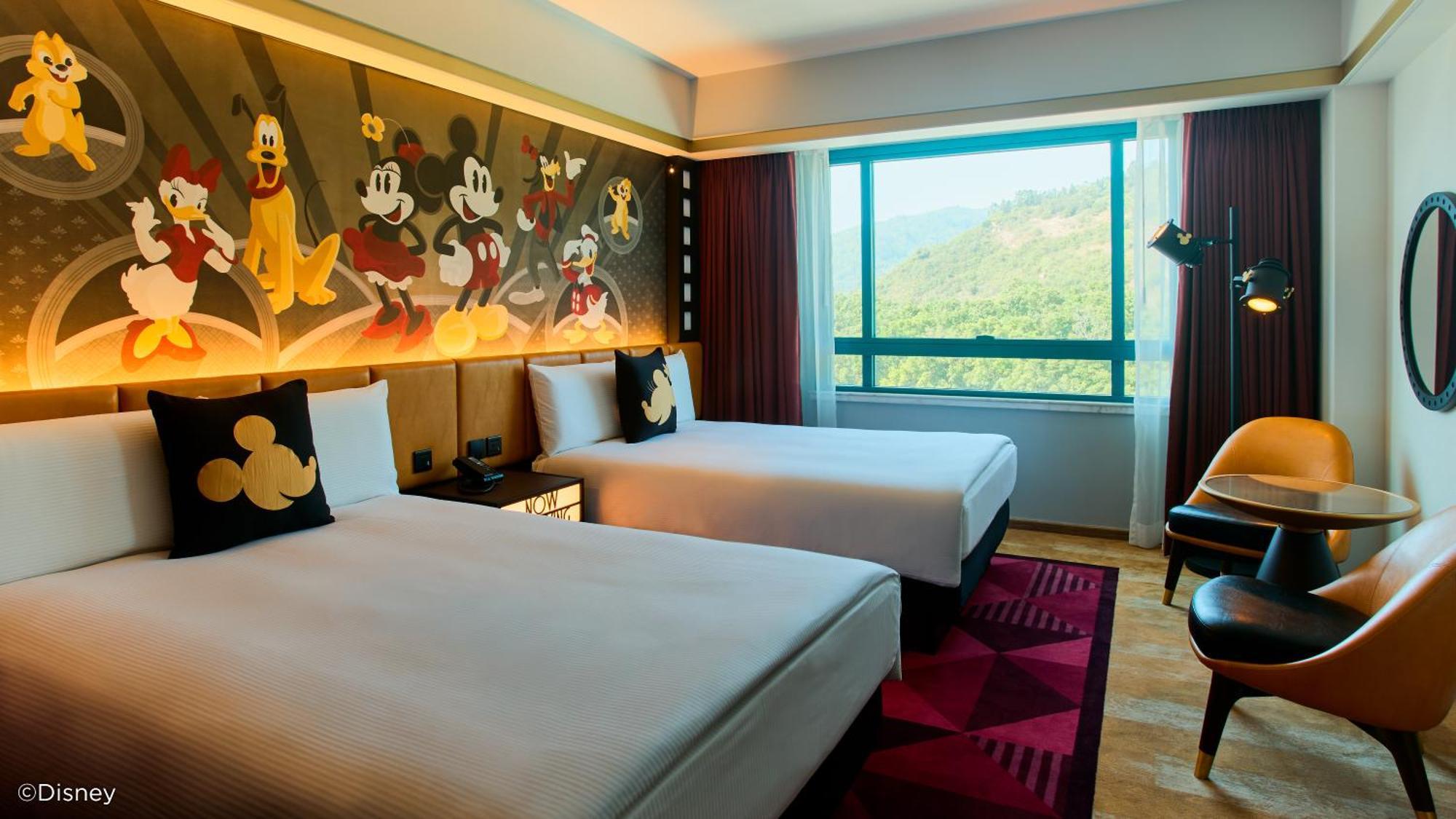 Disney's Hollywood 5*
