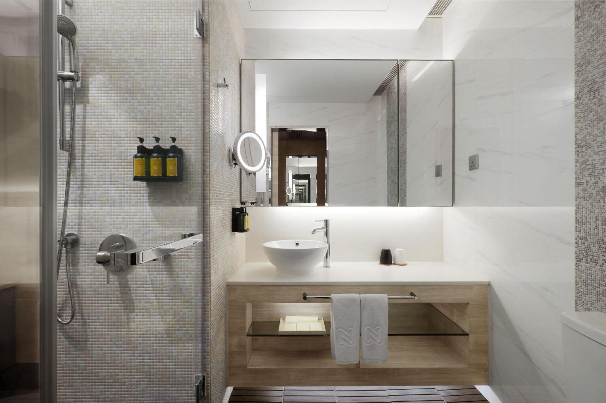 Lodgewood By Nina Hospitality Mong Kok Hotel