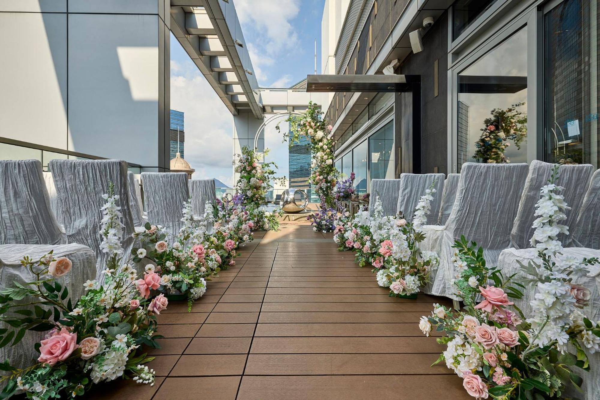 Hotel Crowne Plaza Causeway Bay By Ihg 5*