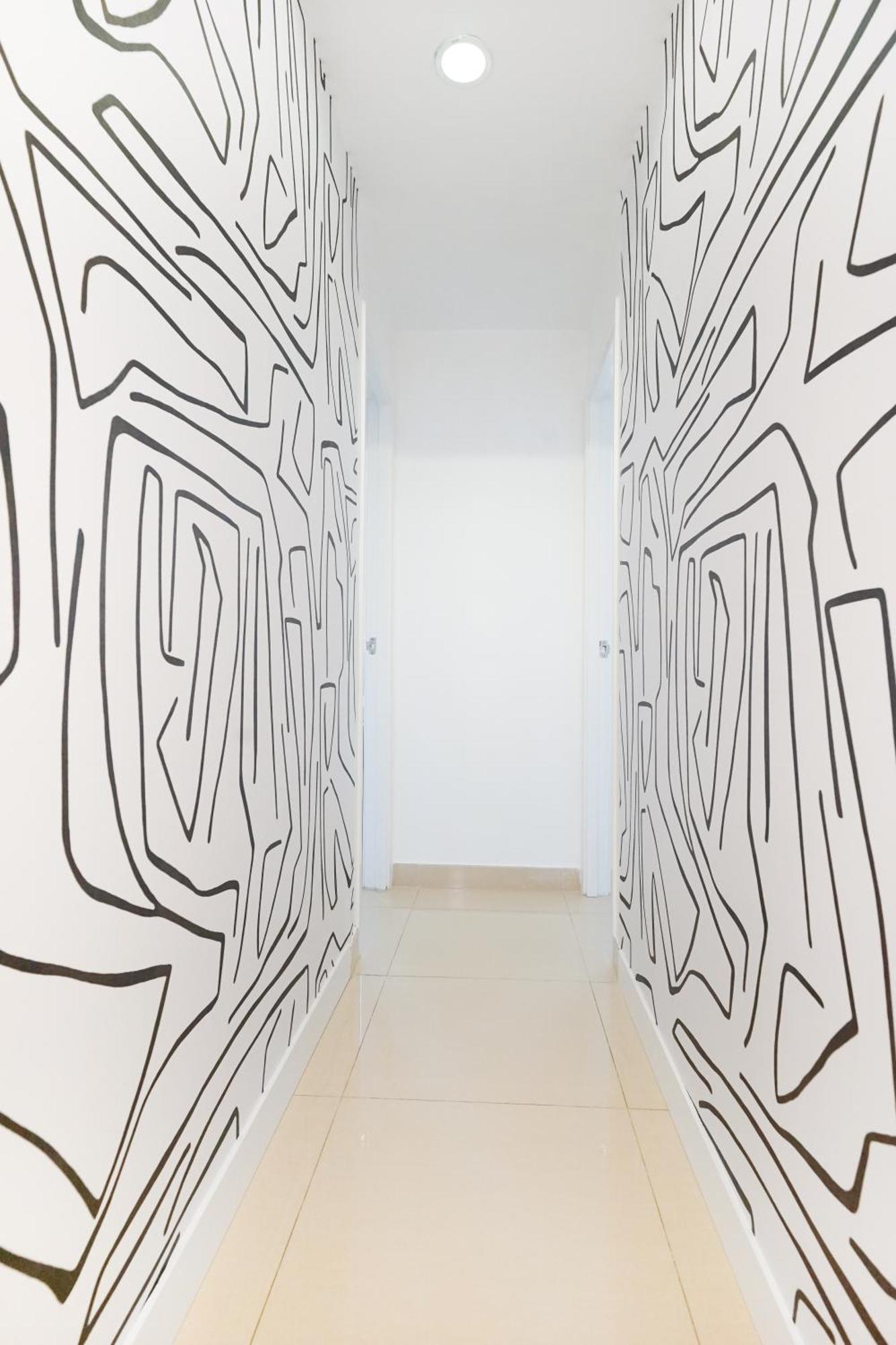 Homestay Student - 294 Hennessy Road *