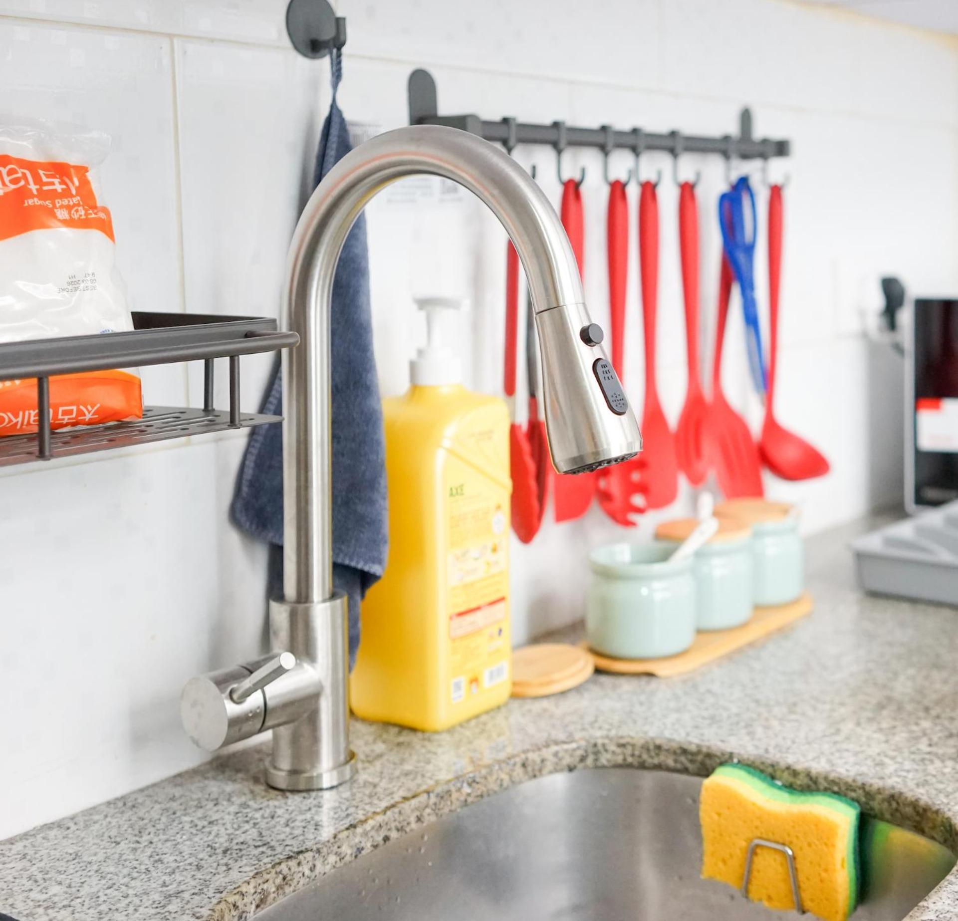 Student - 294 Hennessy Road Homestay Hong Kong