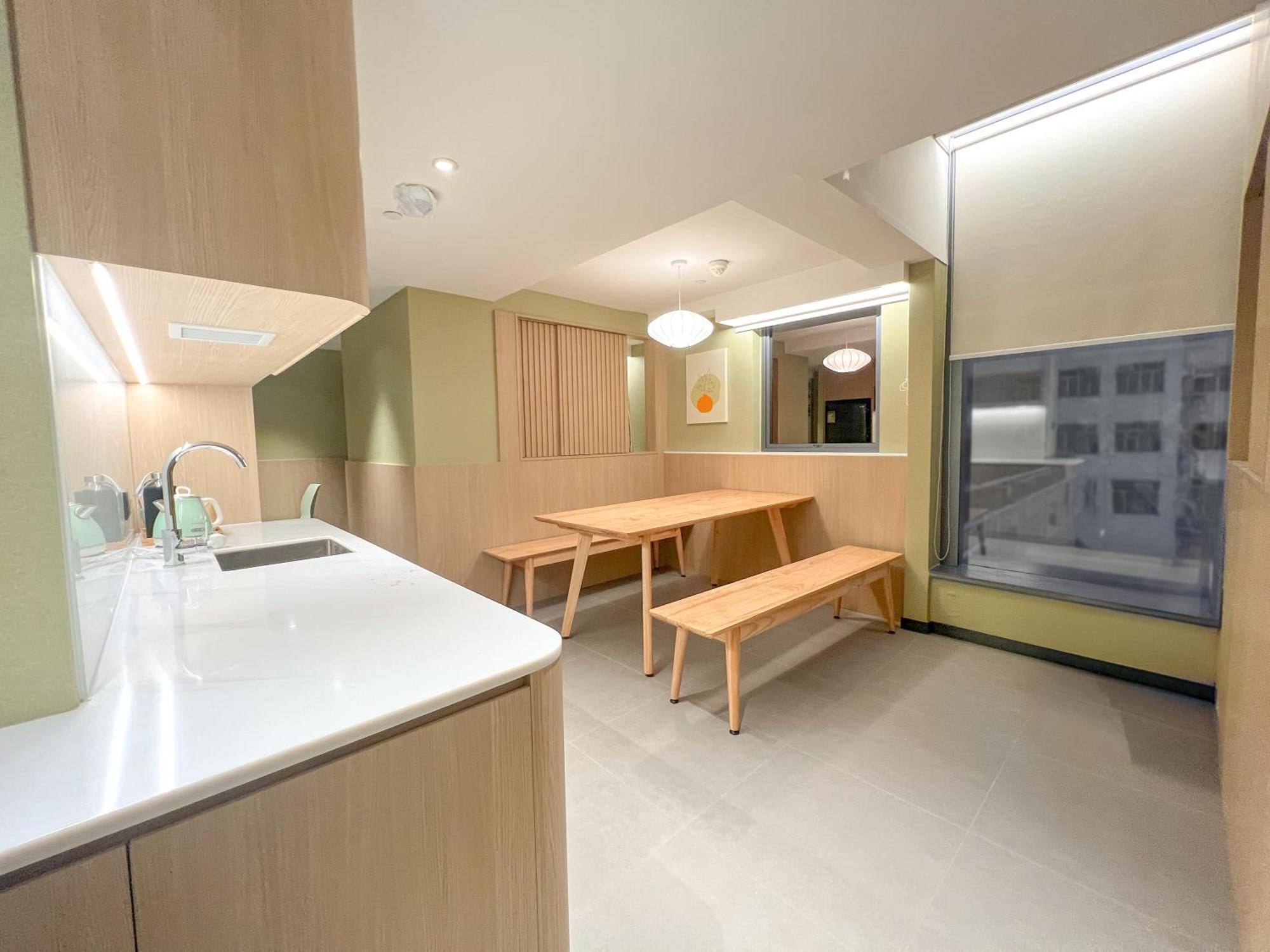 Urbanwood Ap Lei Chau 4*