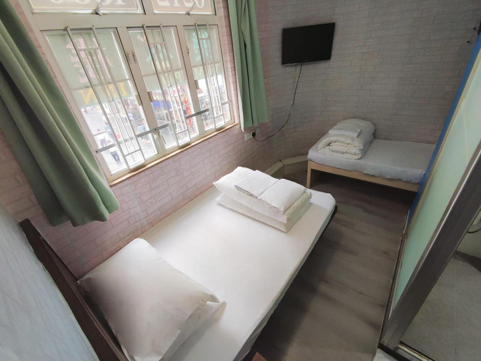Tempo West Kowloon Hsr Station Guest house
