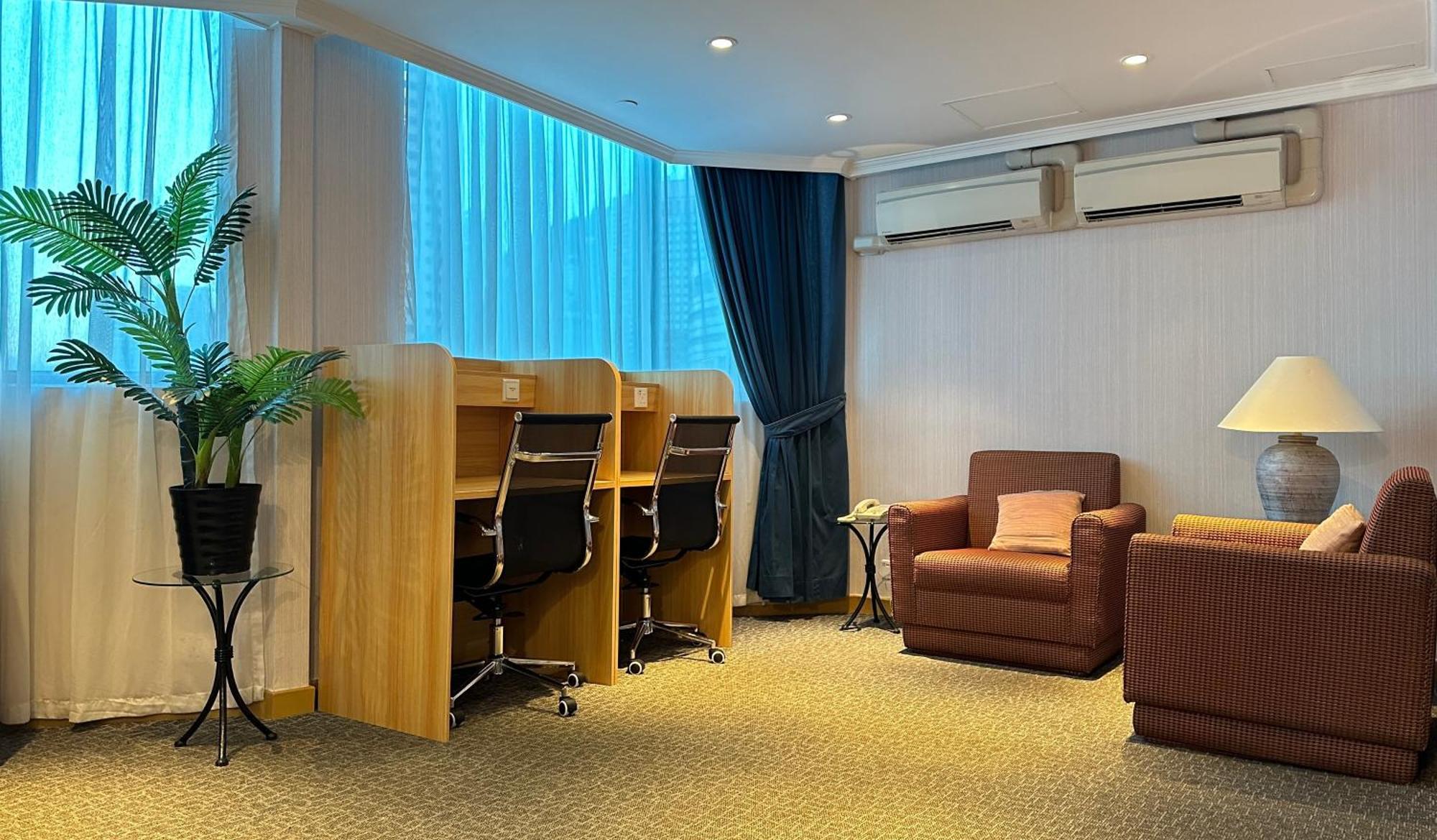 Hotel Bishop Lei International House 4*