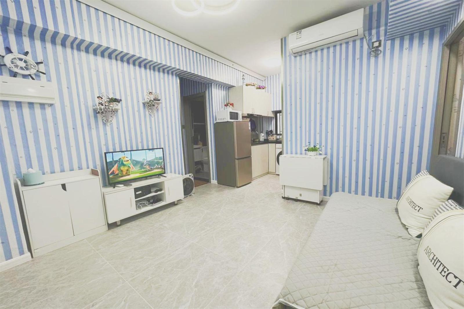 4br10pax, 2bar ,1mins Mtr Apartment
